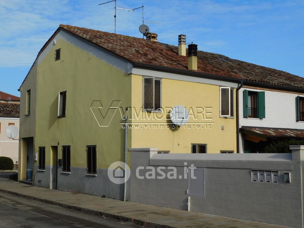 Casa Bi/Trifamiliare in Vendita in Via Roma a Noventa Vicentina