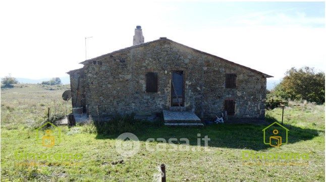Rustico/Casale in Vendita in Strada Provinciale delle Valli di Pavone e Cecina a Castelnuovo di Val di Cecina