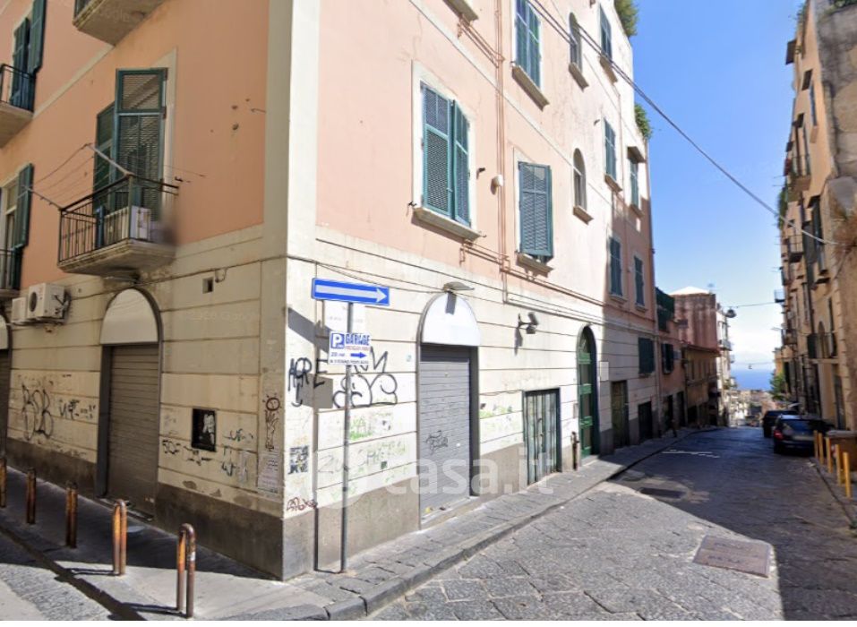 Negozio/Locale commerciale in Vendita in Via belvedere 53 a Napoli
