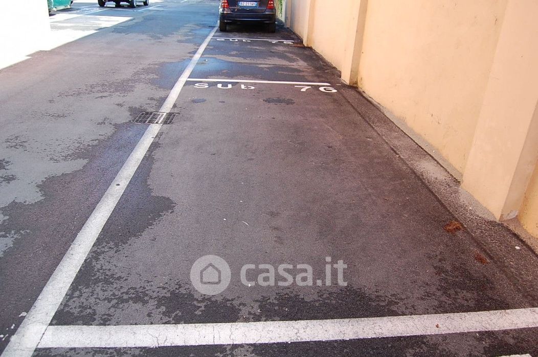 Garage/Posto auto in Affitto in Via Pietro Canal a Padova