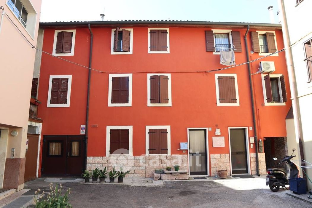 Casa Bi/Trifamiliare in Vendita in a San Martino Buon Albergo