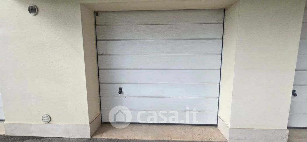 Garage/Posto auto in Vendita in Via Giuseppe Verdi 5 a Montesilvano