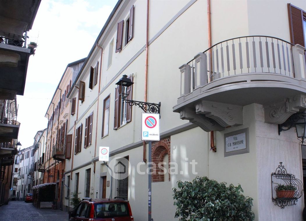 Appartamento in Vendita in Via Morosone 2 a Vercelli