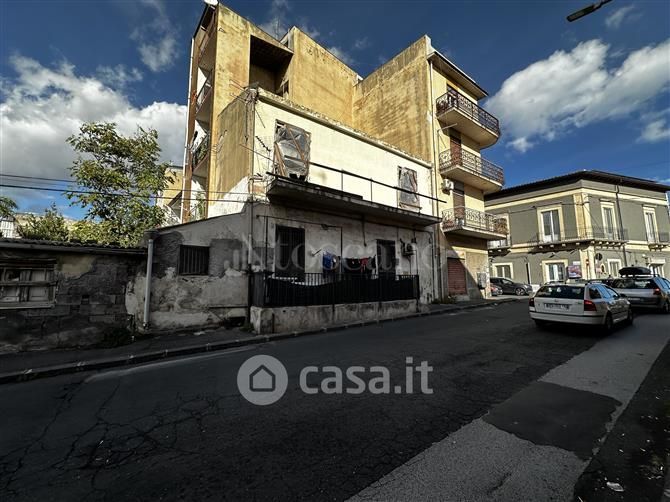 Casa indipendente in Vendita in Via Selvosa a Catania