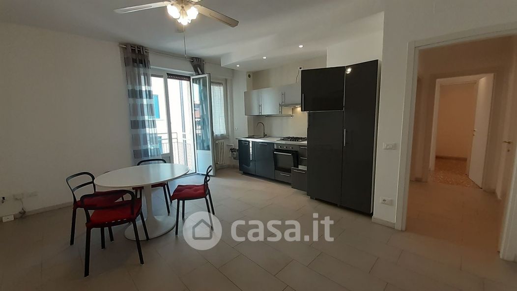 Appartamento in Affitto in Via Cadore 32 a Milano
