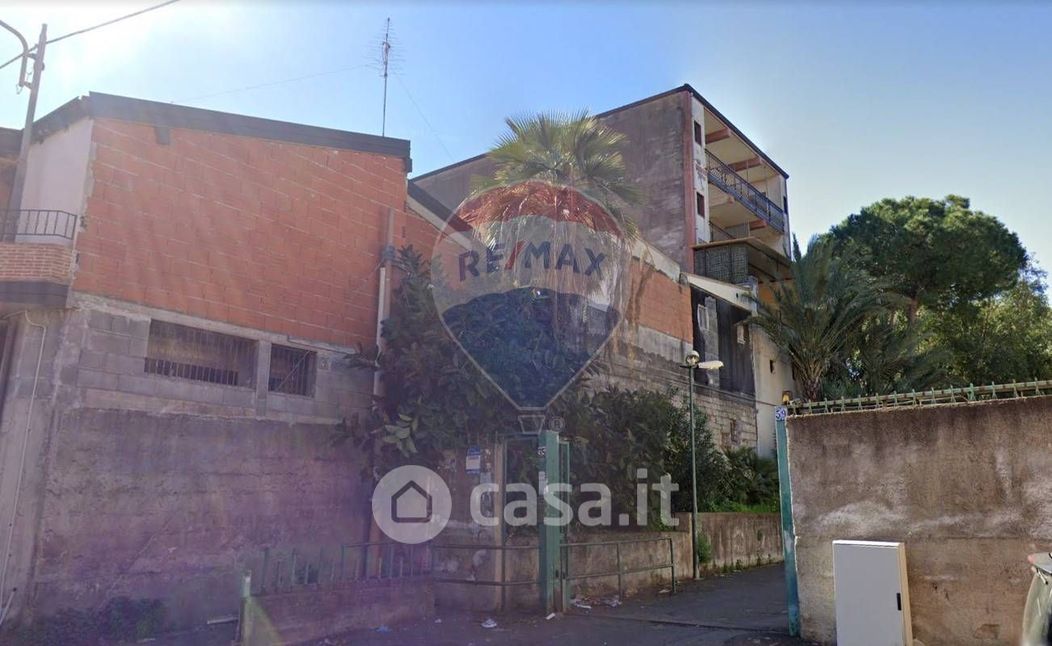 Appartamento in Vendita in Via del Falcetto 35 a Catania