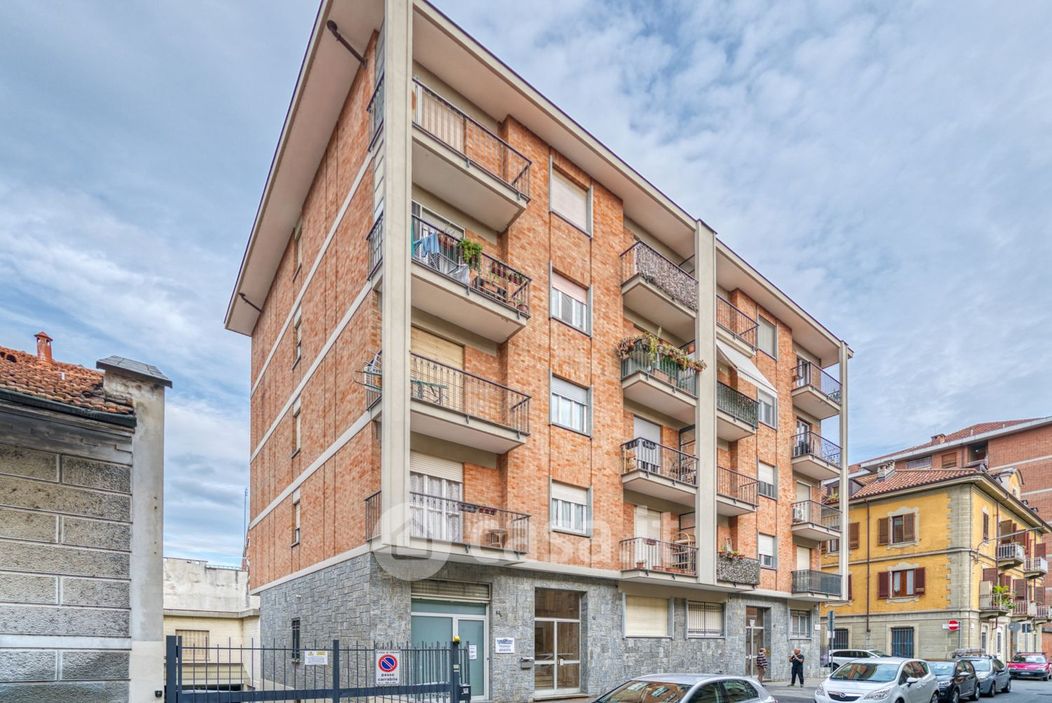 Appartamento in Vendita in Via Cigliano a Torino