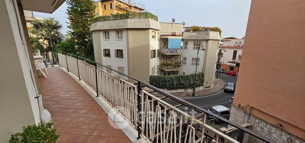 Appartamento in Vendita in Via Torquato Tasso 512 a Napoli