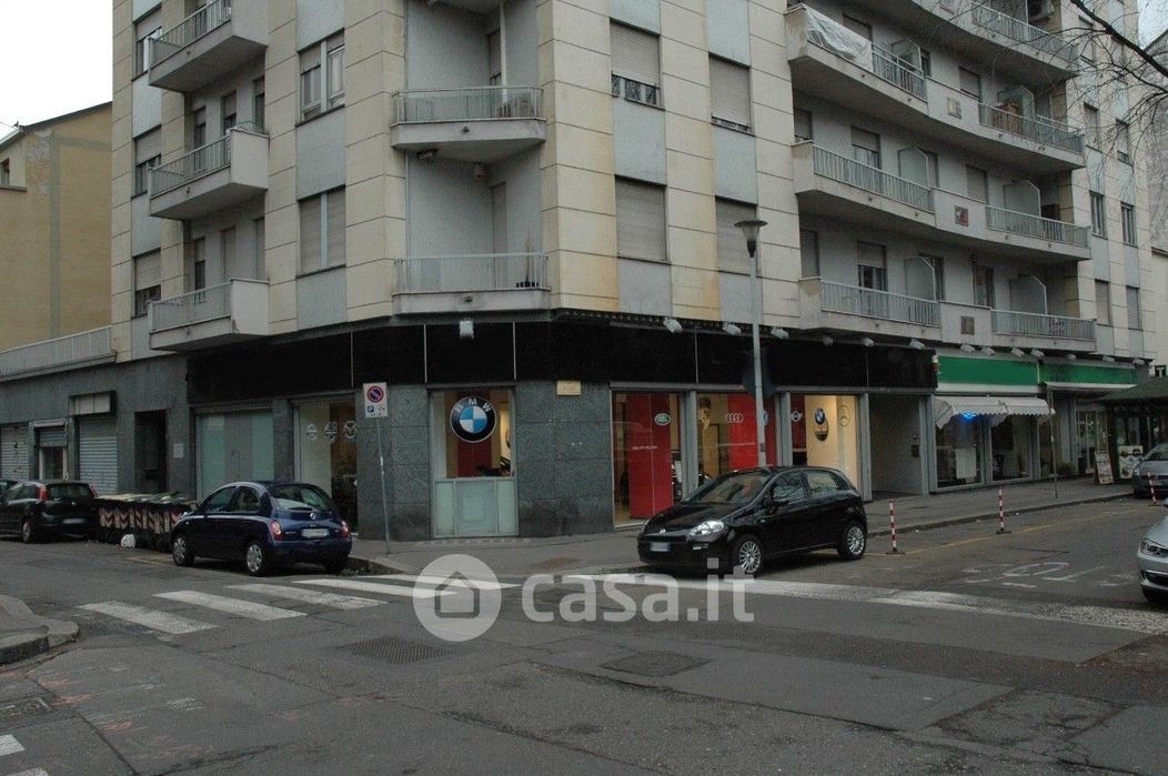 Negozio/Locale commerciale in Affitto in Via Tepice 2 a Torino