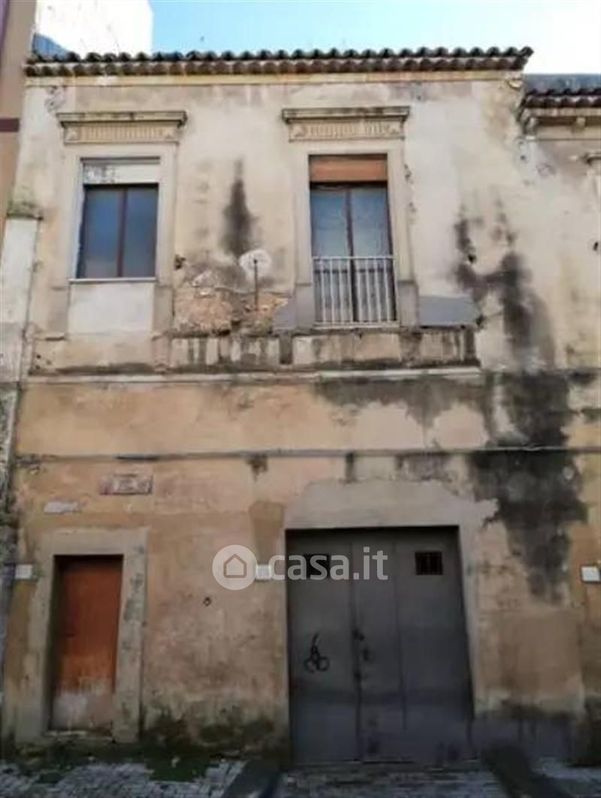 Casa indipendente in Vendita in Corso Vittorio Emanuele a Grammichele