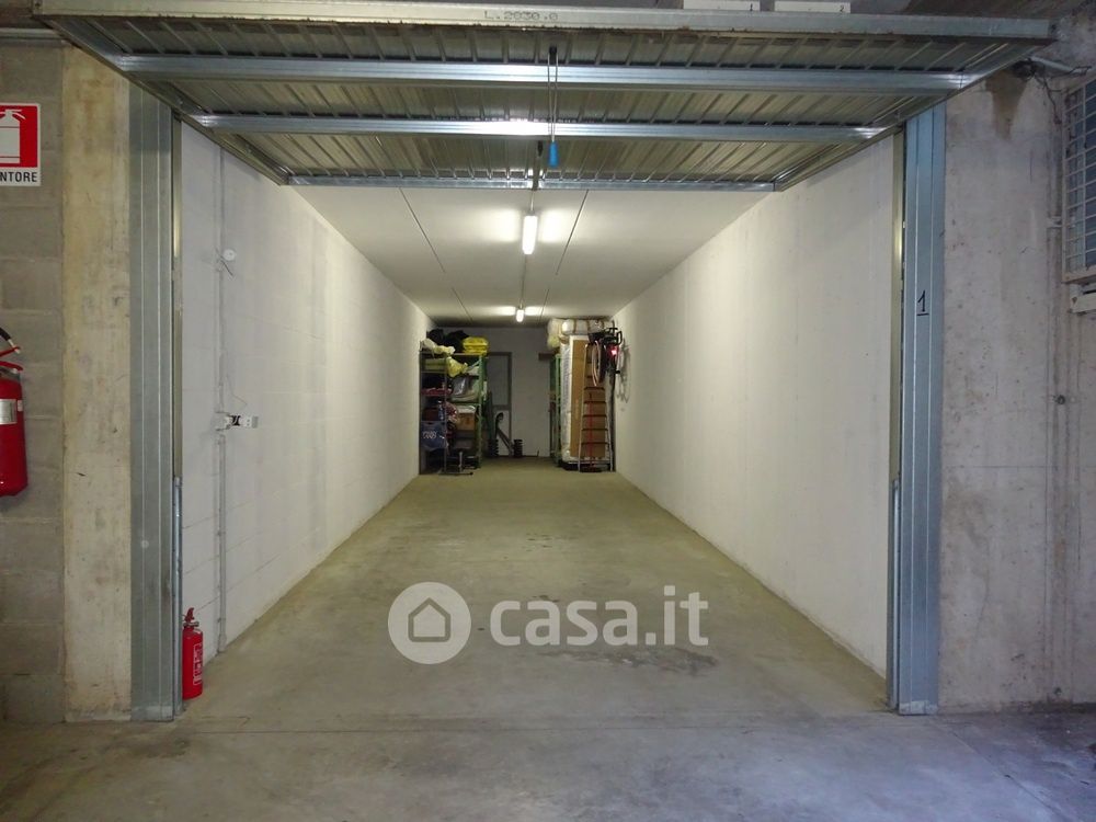 Garage/Posto auto in Vendita in Via Curzio 7 /G a Corzano