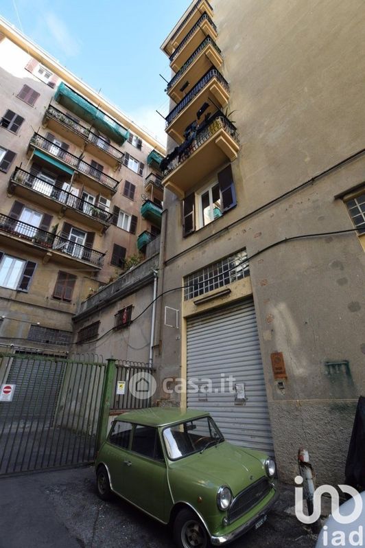 Garage/Posto auto in Vendita in Via Agostino Castelli 140 a Genova