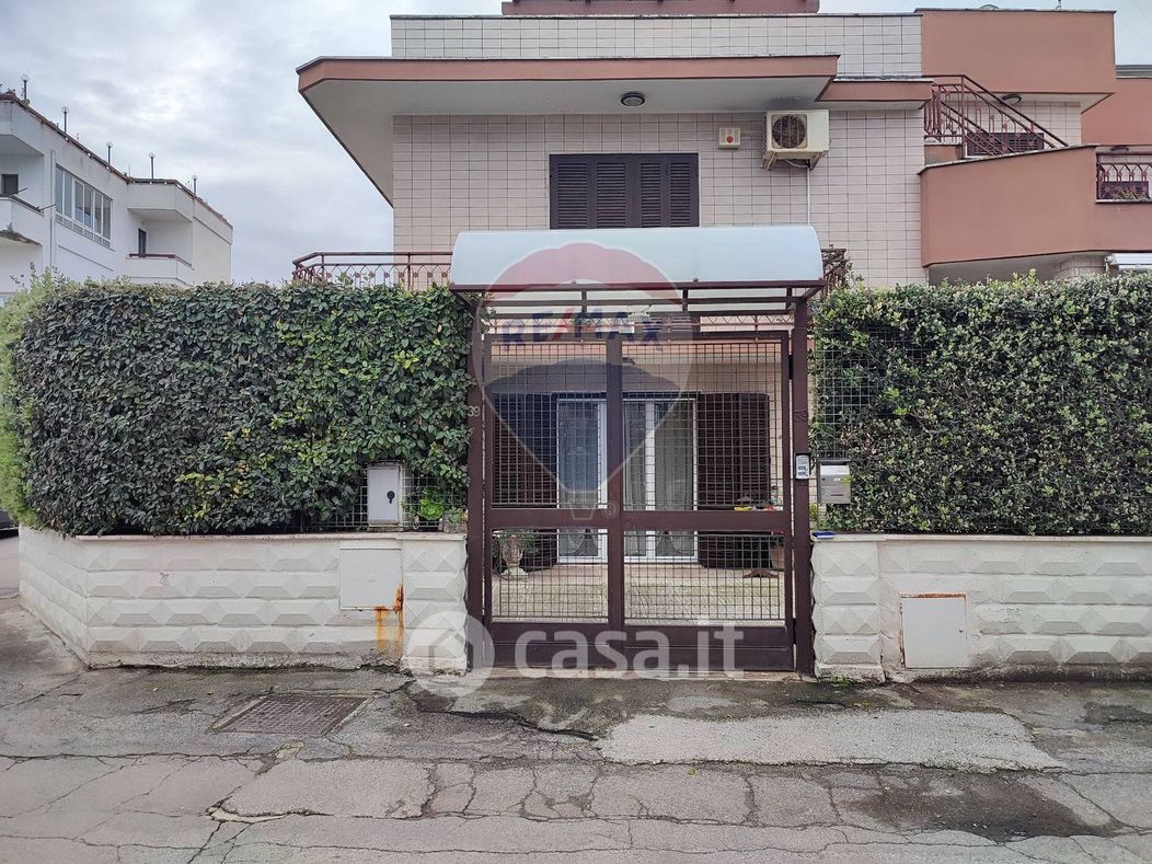 Villa in Vendita in Parco Scizzo 39 a Noicattaro