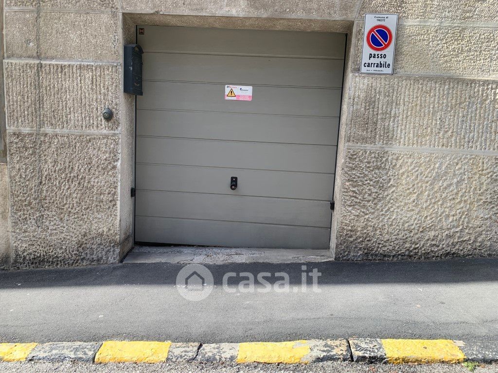 Garage/Posto auto in Vendita in Via Catullo 7 /6 a Trieste