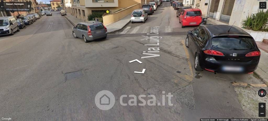 Negozio/Locale commerciale in Vendita in Viale Sicilia 3 a Sassari