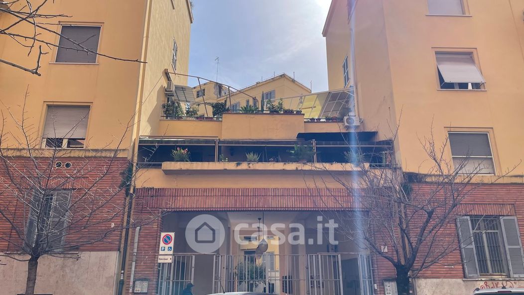 Appartamento in Vendita in Via San Remo 3 a Roma