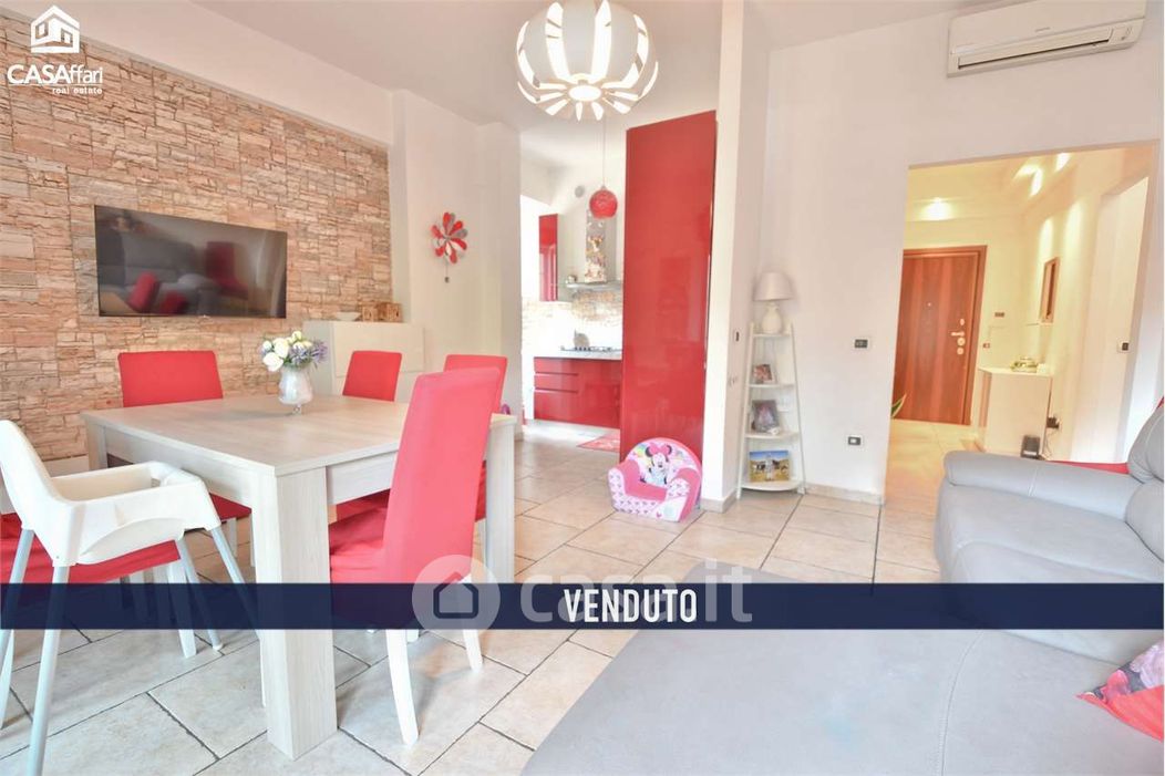 Appartamento in Vendita in Viale C. Sigonio 390 a Modena