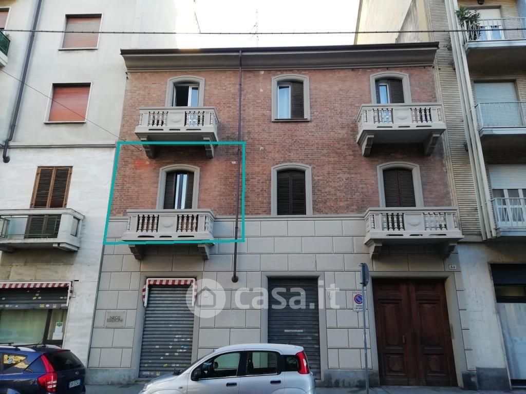 Appartamento in Vendita in Via Beaulard 35 a Torino
