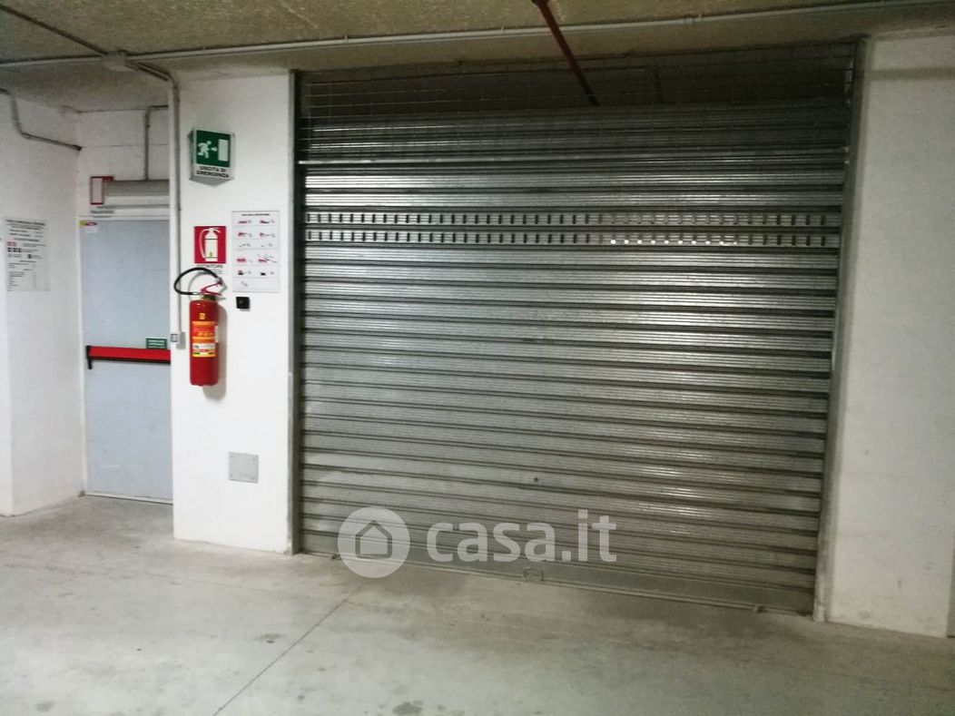 Garage/Posto auto in Vendita in Via Venezia 71 a Bari