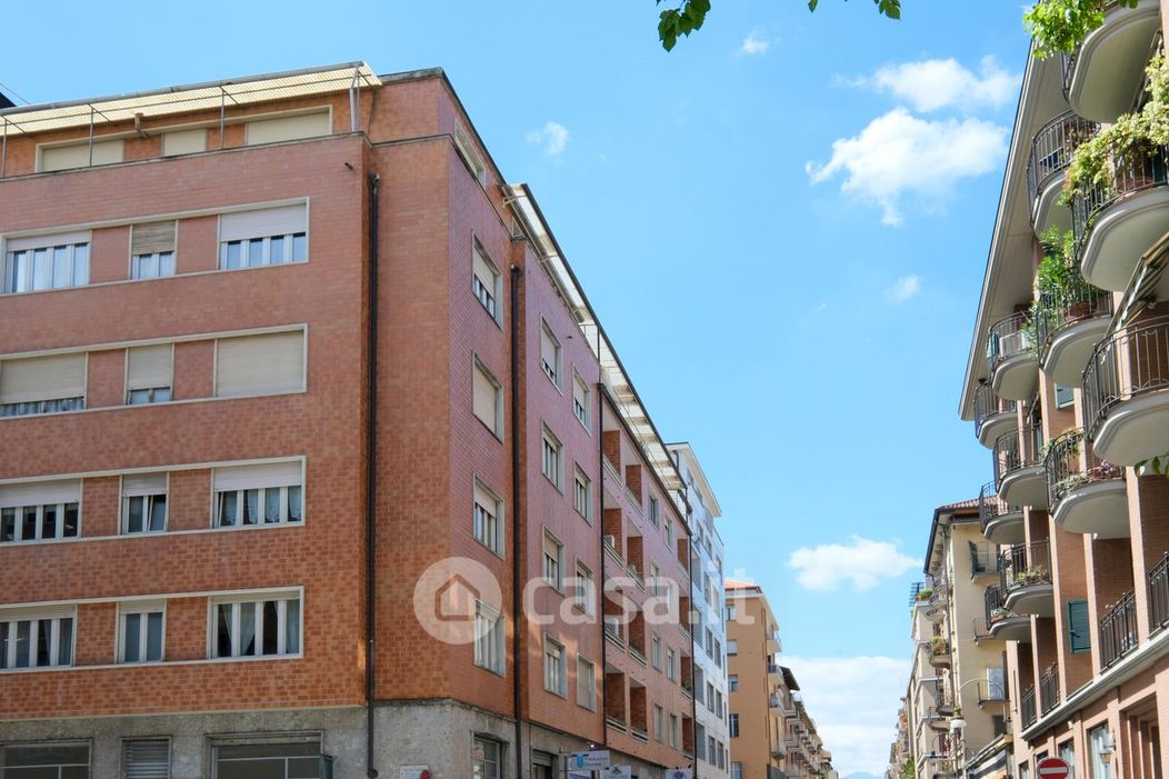Appartamento in Vendita in Via Avigliana 15 a Torino
