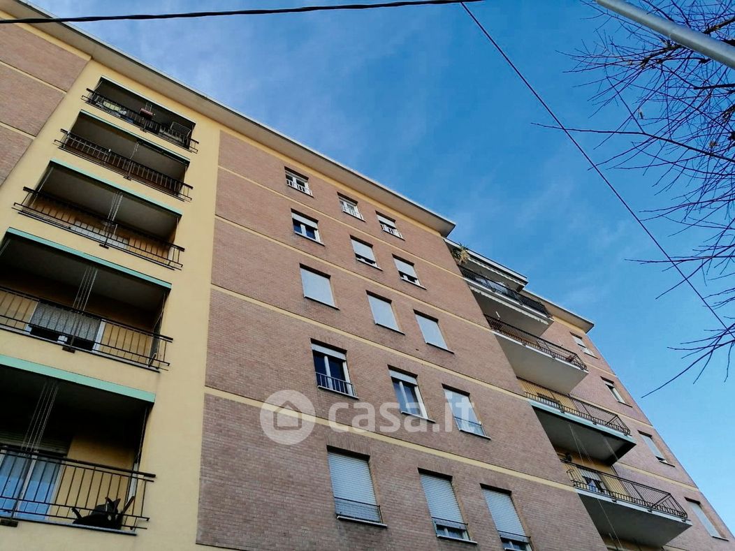 Appartamento in Vendita in Viale Buon Pastore a Modena