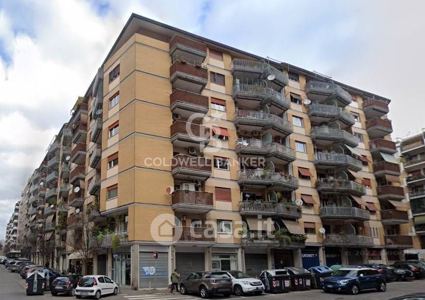 Appartamento in Vendita in Via Arrigo Davila a Roma