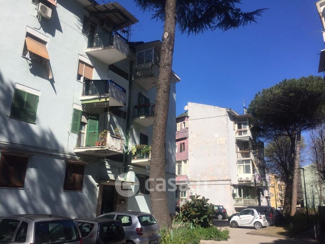 Appartamento in Vendita in Via Monte Nevoso 7 a Napoli