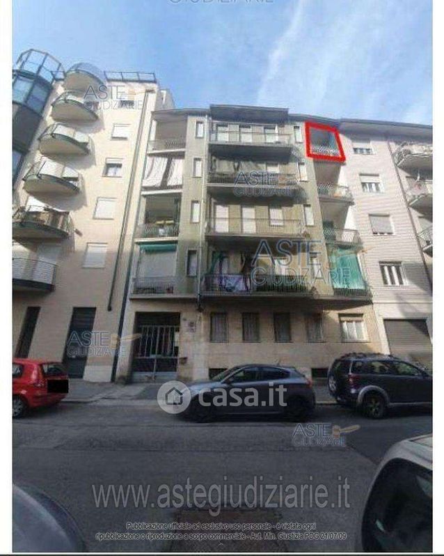 Appartamento in Vendita in Via mario Leoni 13 a Torino