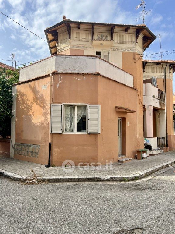 Appartamento in Vendita in Torricelli pescatori a Reggio Calabria