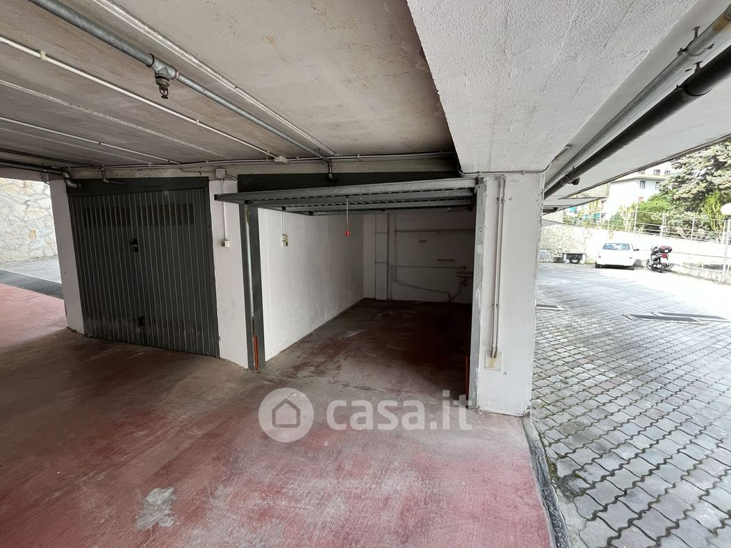 Garage/Posto auto in Vendita in Via Pietro Agosti a Sanremo