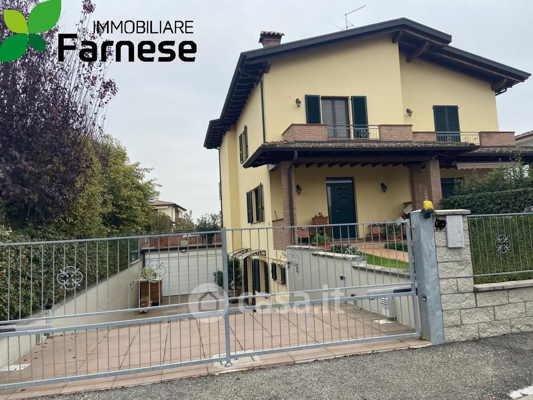 Villa in Vendita in Via Flaminio Ghizzoni a Piacenza