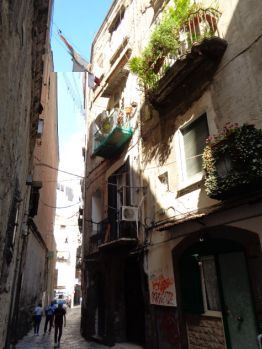Appartamento in Vendita in Via Pisanelli a Napoli
