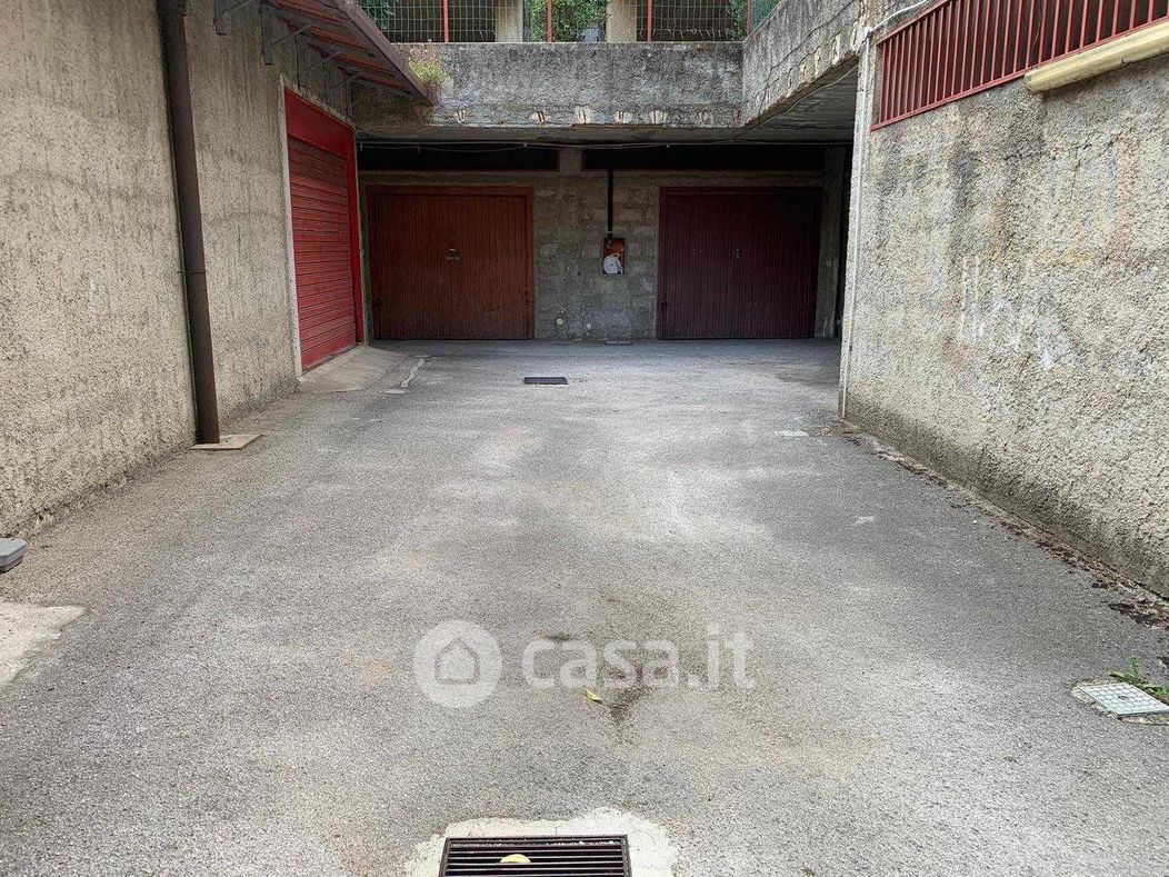 Garage/Posto auto in Vendita in a Caserta