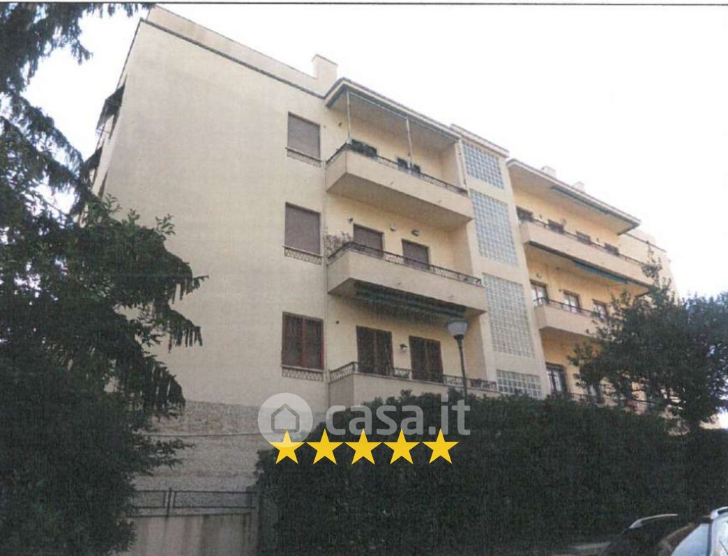Appartamento in Vendita in Via Amalfi a Genova