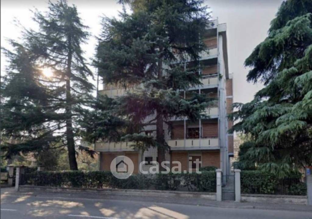 Appartamento in Vendita in Viale Timavo 63 a Reggio Emilia