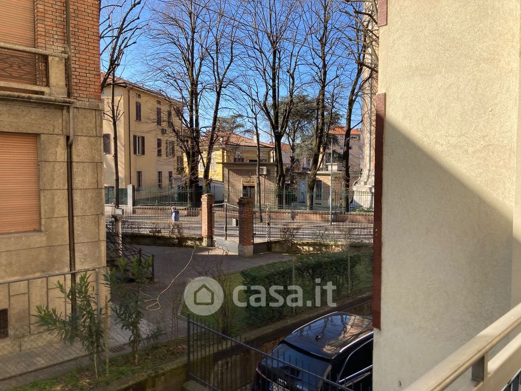 Appartamento in Vendita in Piazzale Tomaso Barbieri a Parma