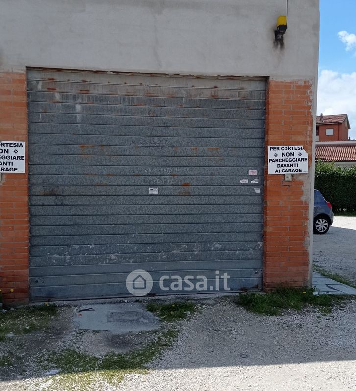 Garage/Posto auto in Vendita in Via della Serena a Tivoli