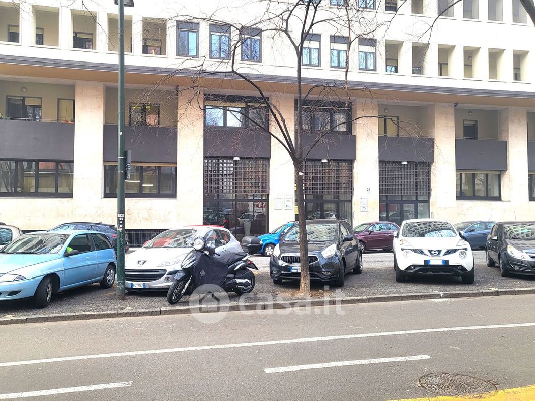 Ufficio in Vendita in Corso Guglielmo Marconi 20 a Torino