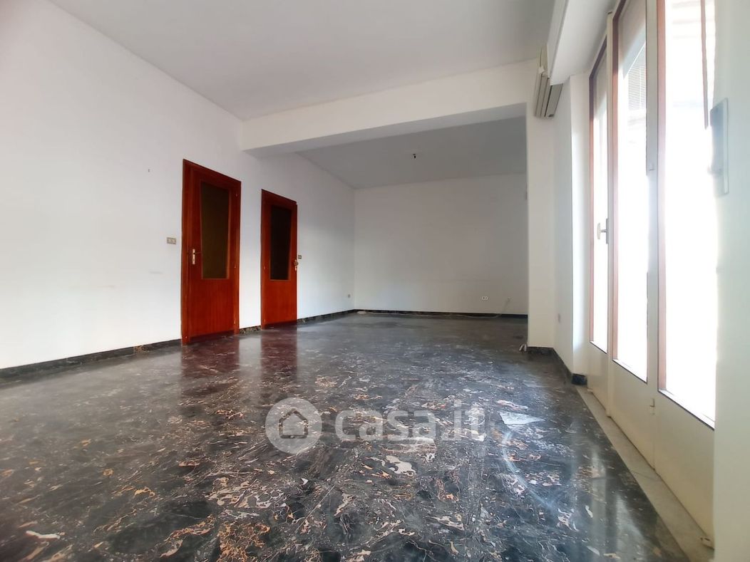 Appartamento in Vendita in Viale Aldo Moro trav. B a Reggio Calabria