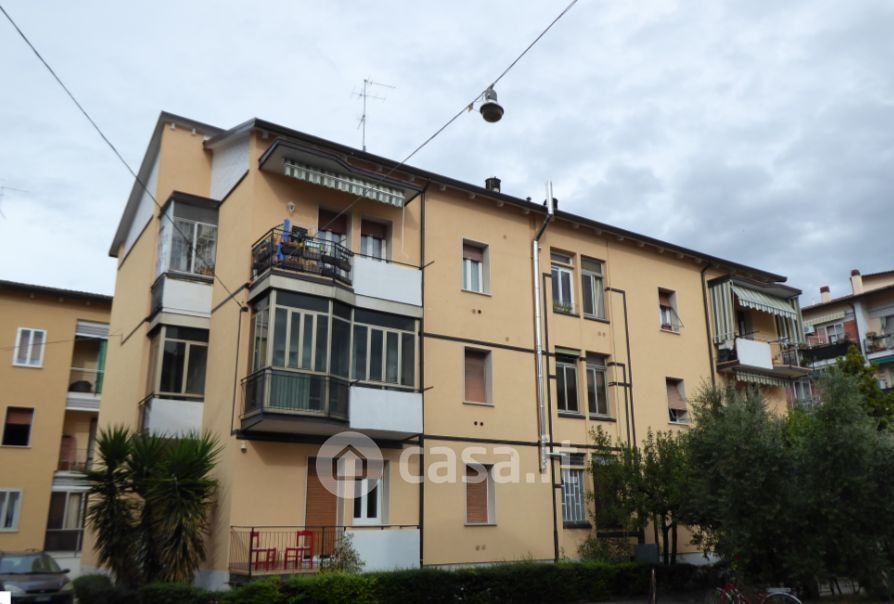 Appartamento in Vendita in Via Antonio Cernisone 23 a Verona
