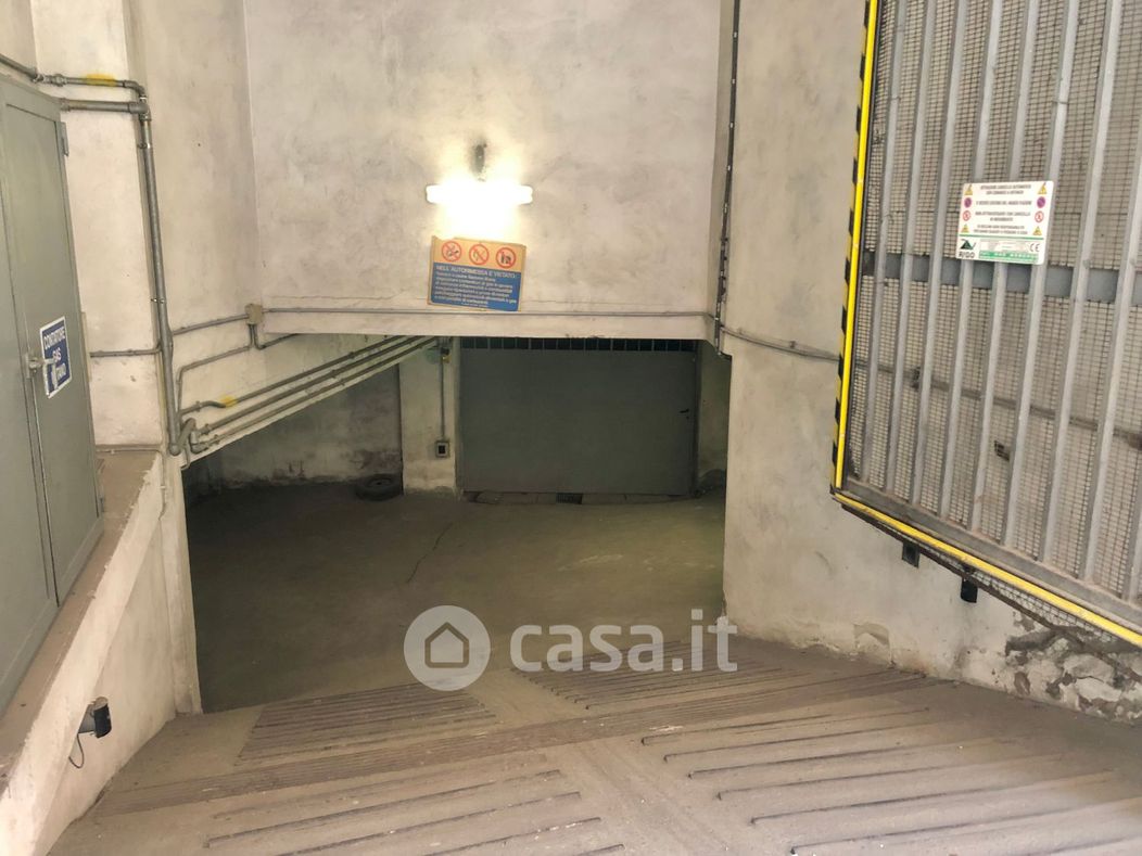 Garage/Posto auto in Affitto in Via Cantarane 59 a Verona