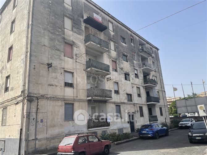 Appartamento in Vendita in Viale Mario Rapisardi a Catania
