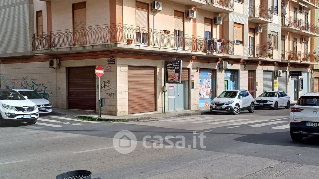 Negozio/Locale commerciale in Affitto in Via Madonna della Via 91 a Caltagirone