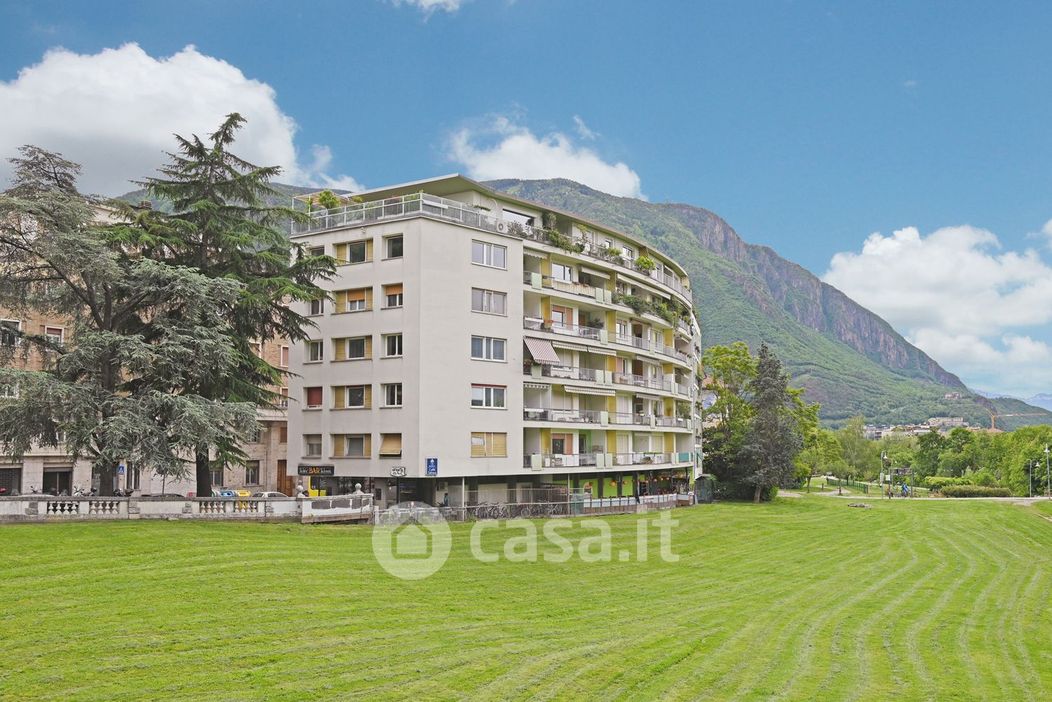 Appartamento in Vendita in Via Antonio Rosmini 87 a Bolzano