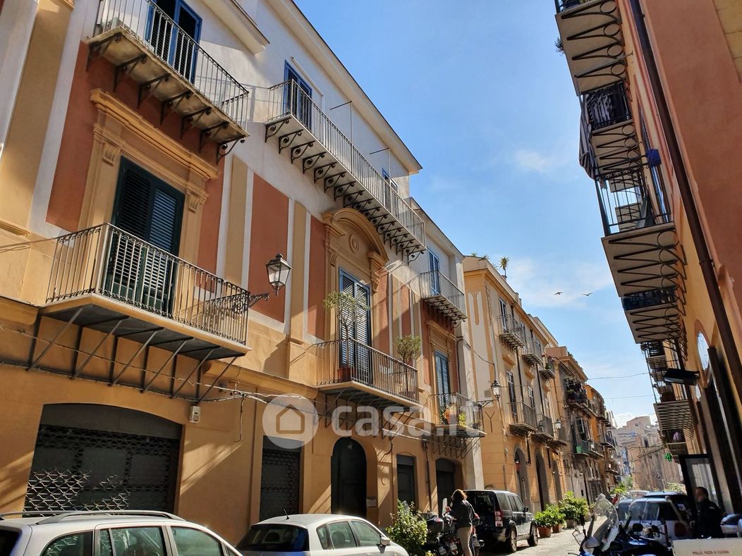 Appartamento in Affitto in Via Judica 12 a Palermo