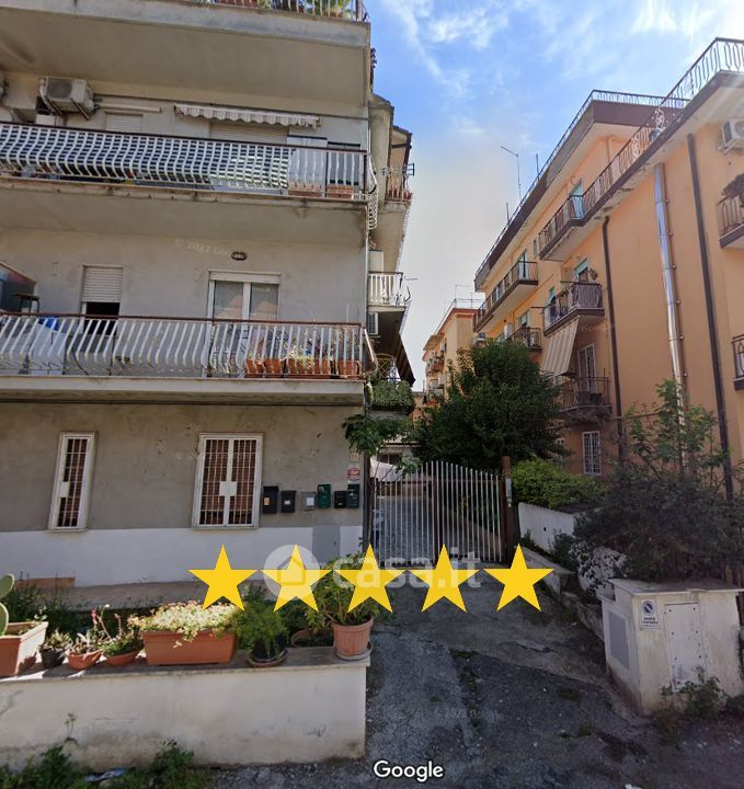 Appartamento in Vendita in Via Stefano Pittaluga a Roma