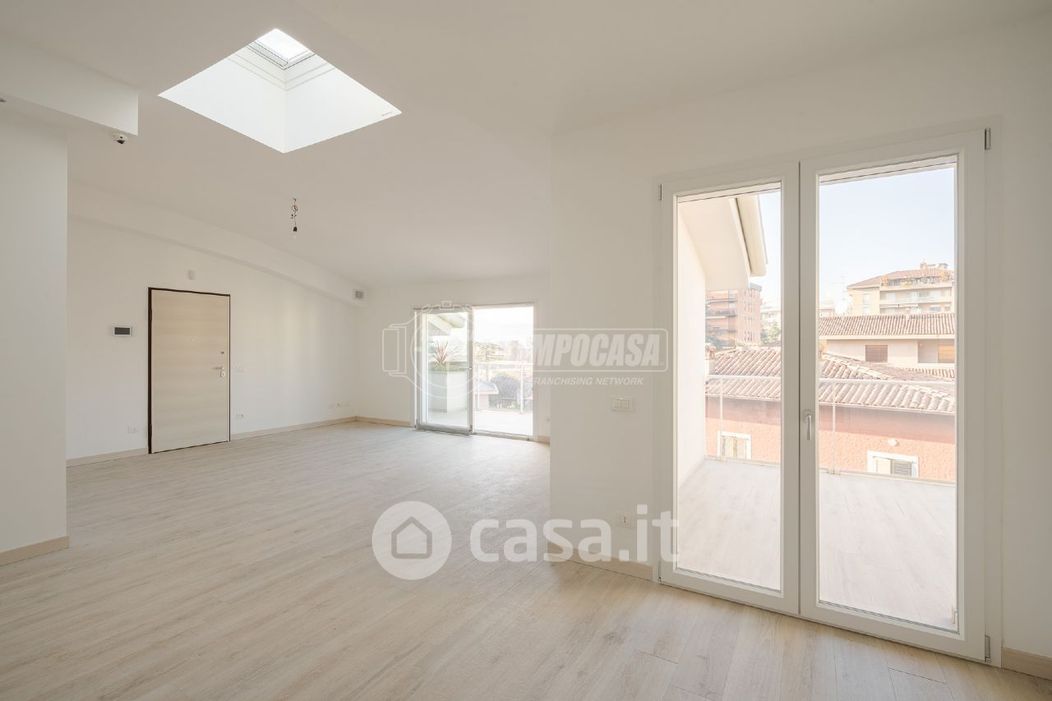 Appartamento in Vendita in Via Calzecchi Onesti a Bergamo