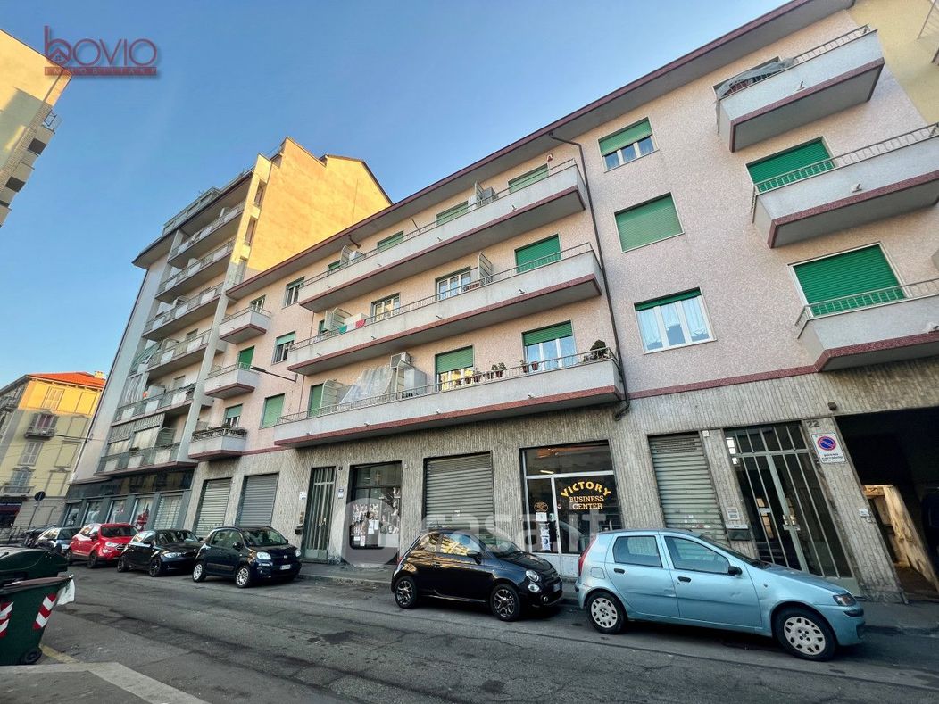 Appartamento in Vendita in Via Elvo 24 a Torino