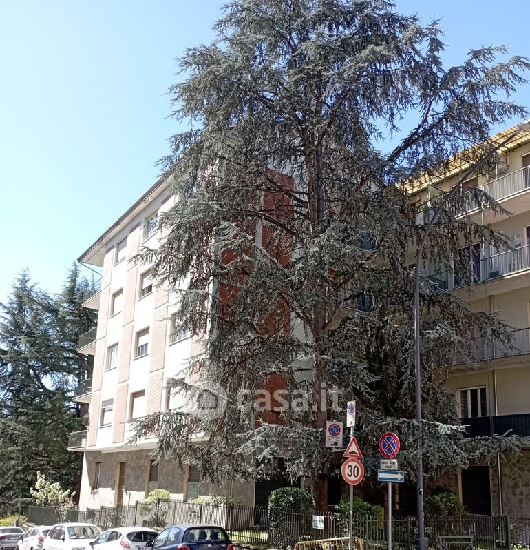 Appartamento in Vendita in Via Carlo Nogaro a Asti