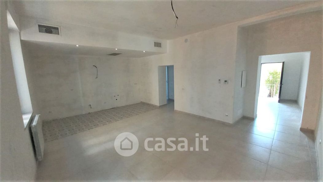 Appartamento in Vendita in Via Lvigi Cattaneo a Melzo